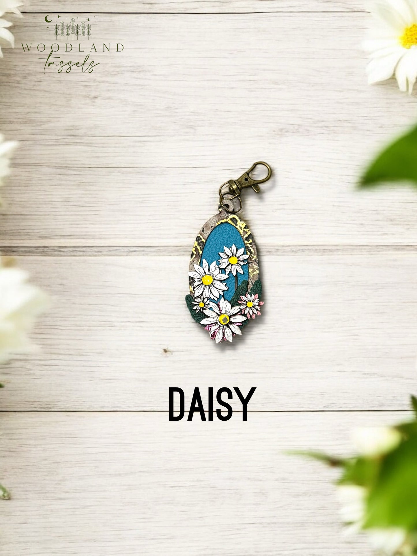 Daisy Cameo Purse Charm- Critter Edition