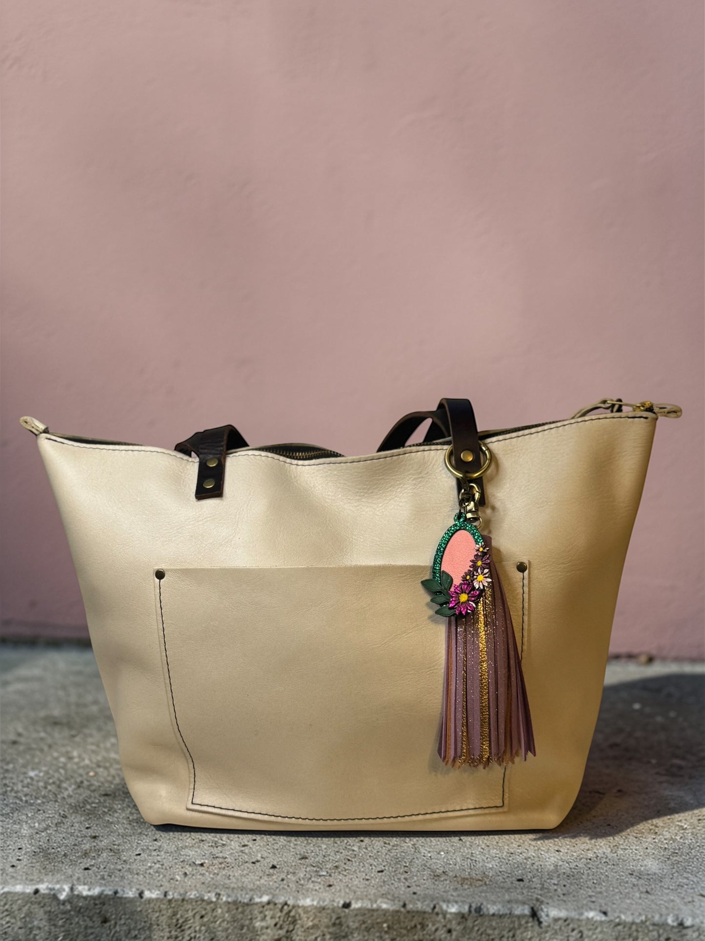 Daisy Cameo Leather Bag Charms