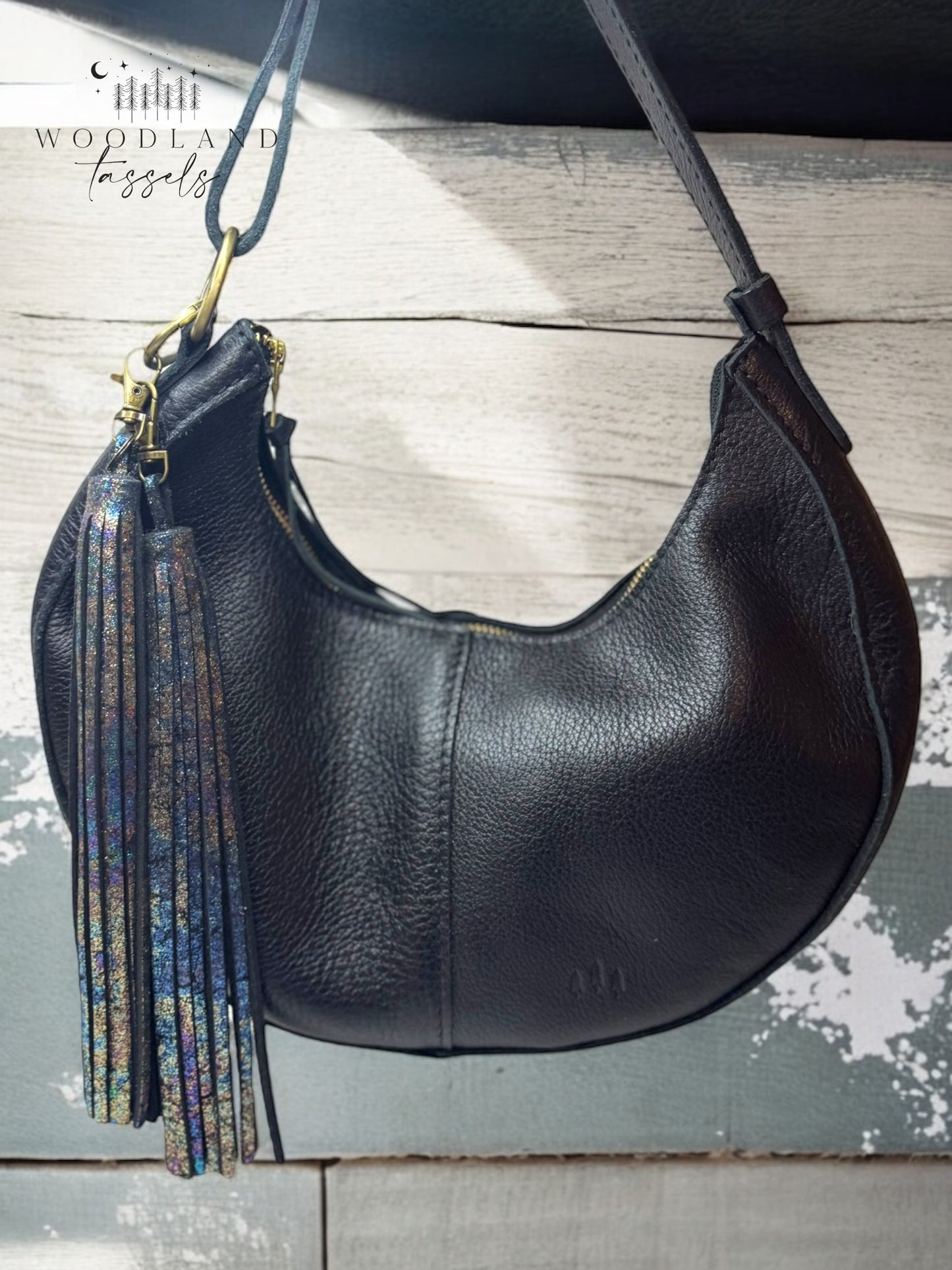 Luna Matching Tassel