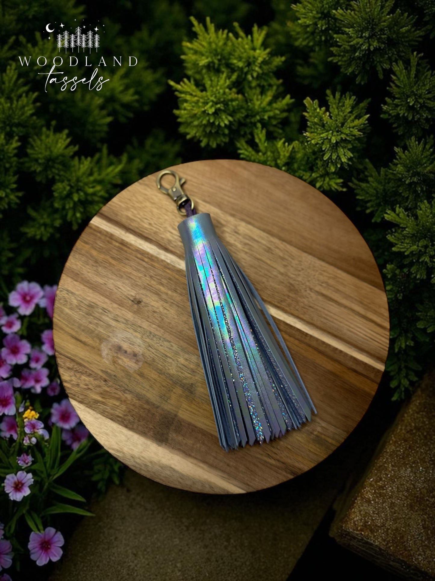Nebula Tassel