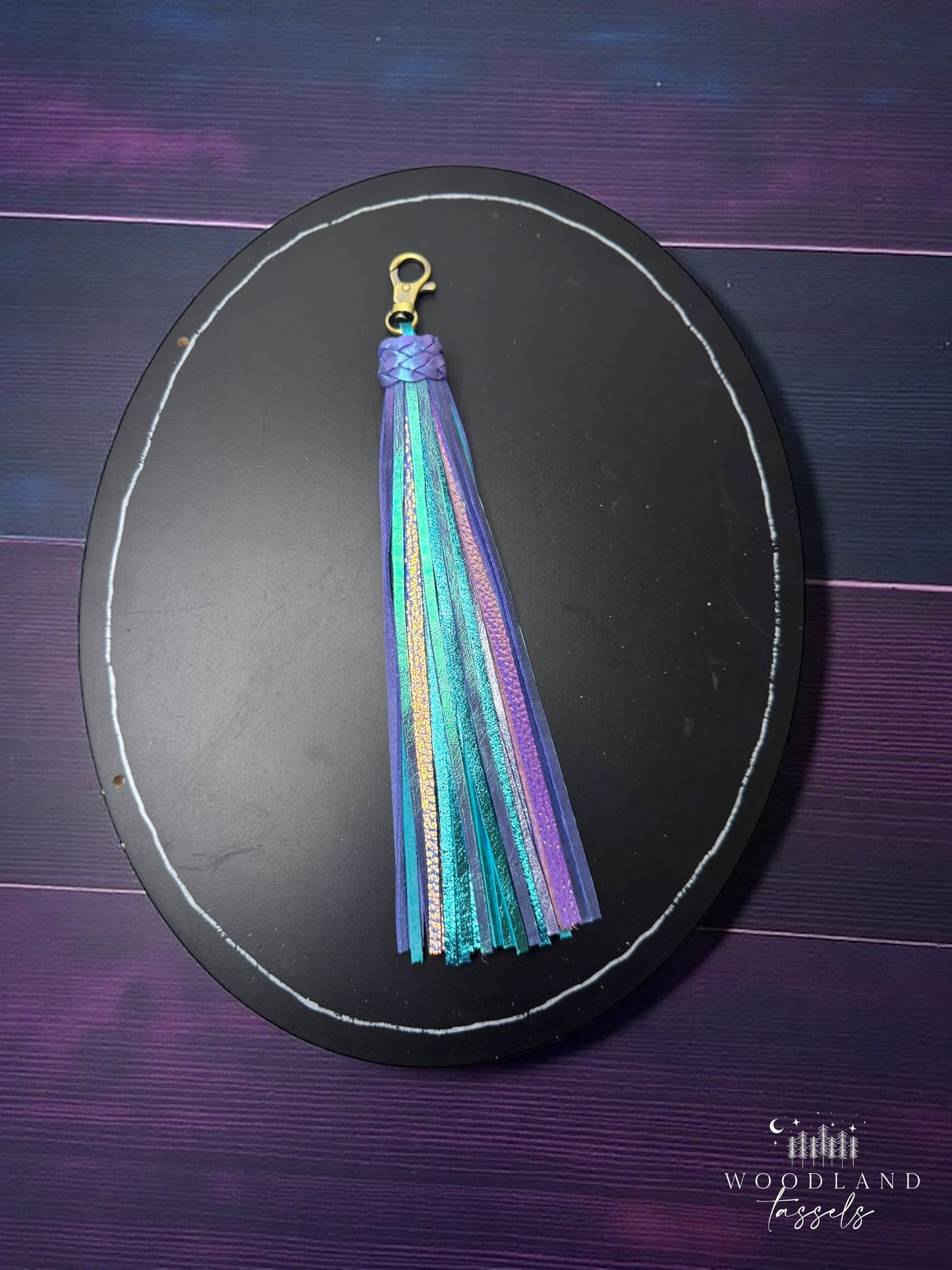Queen Aurora Leather Tassel