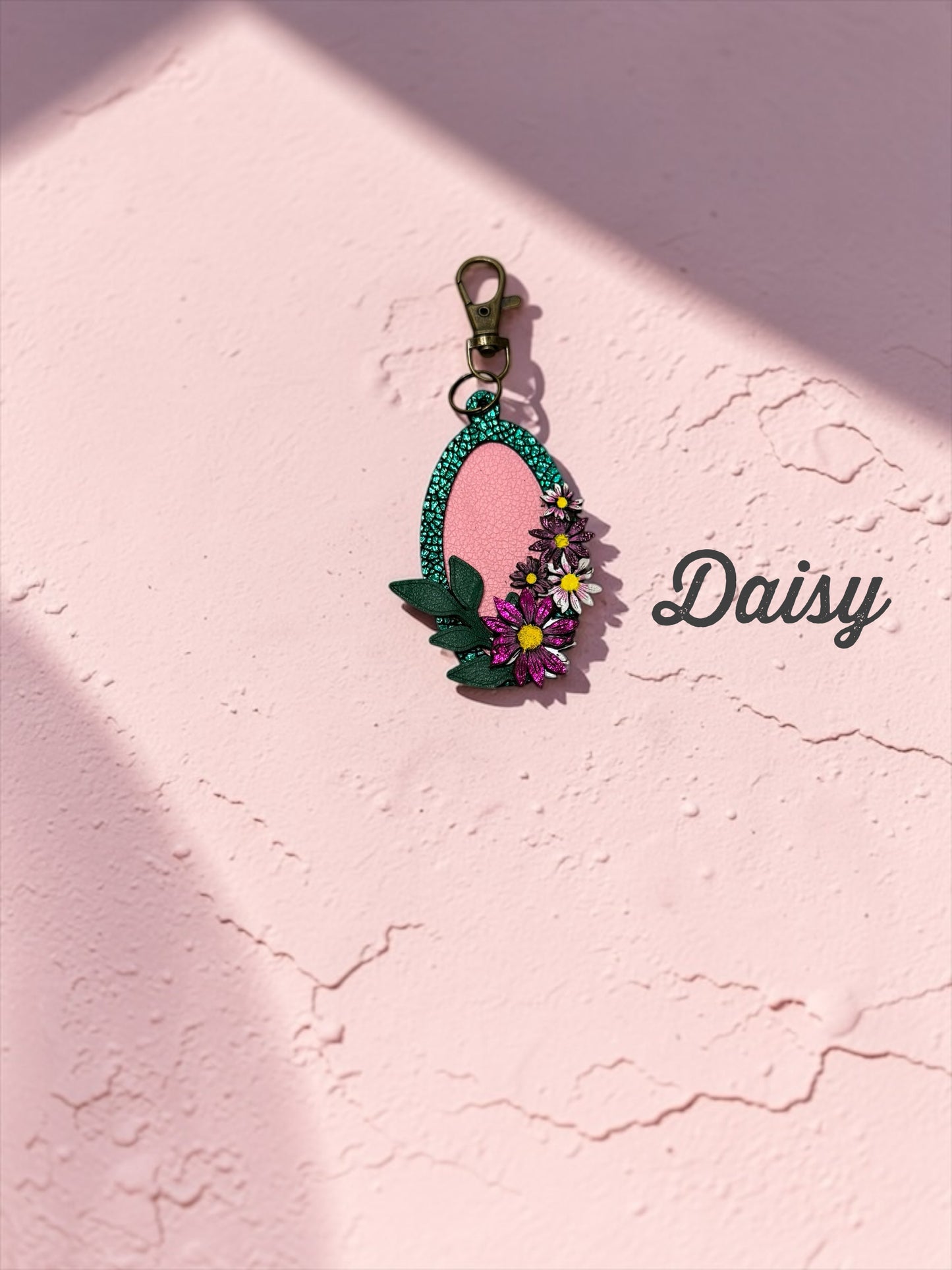 Daisy Cameo Leather Bag Charms