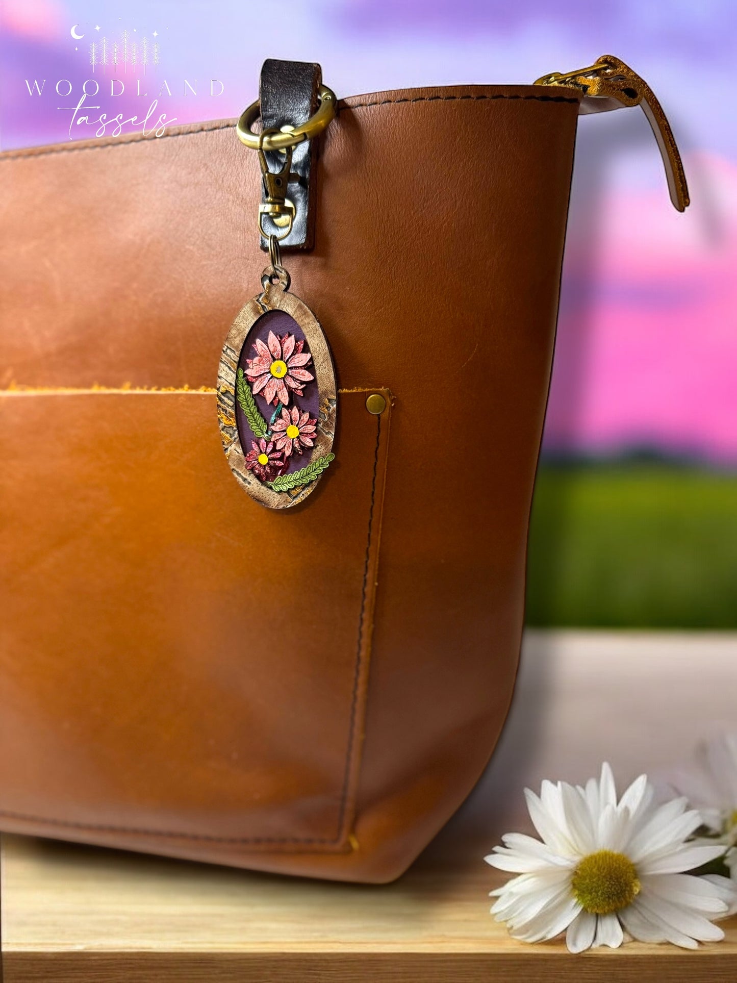 Daisy Cameo Purse Charm