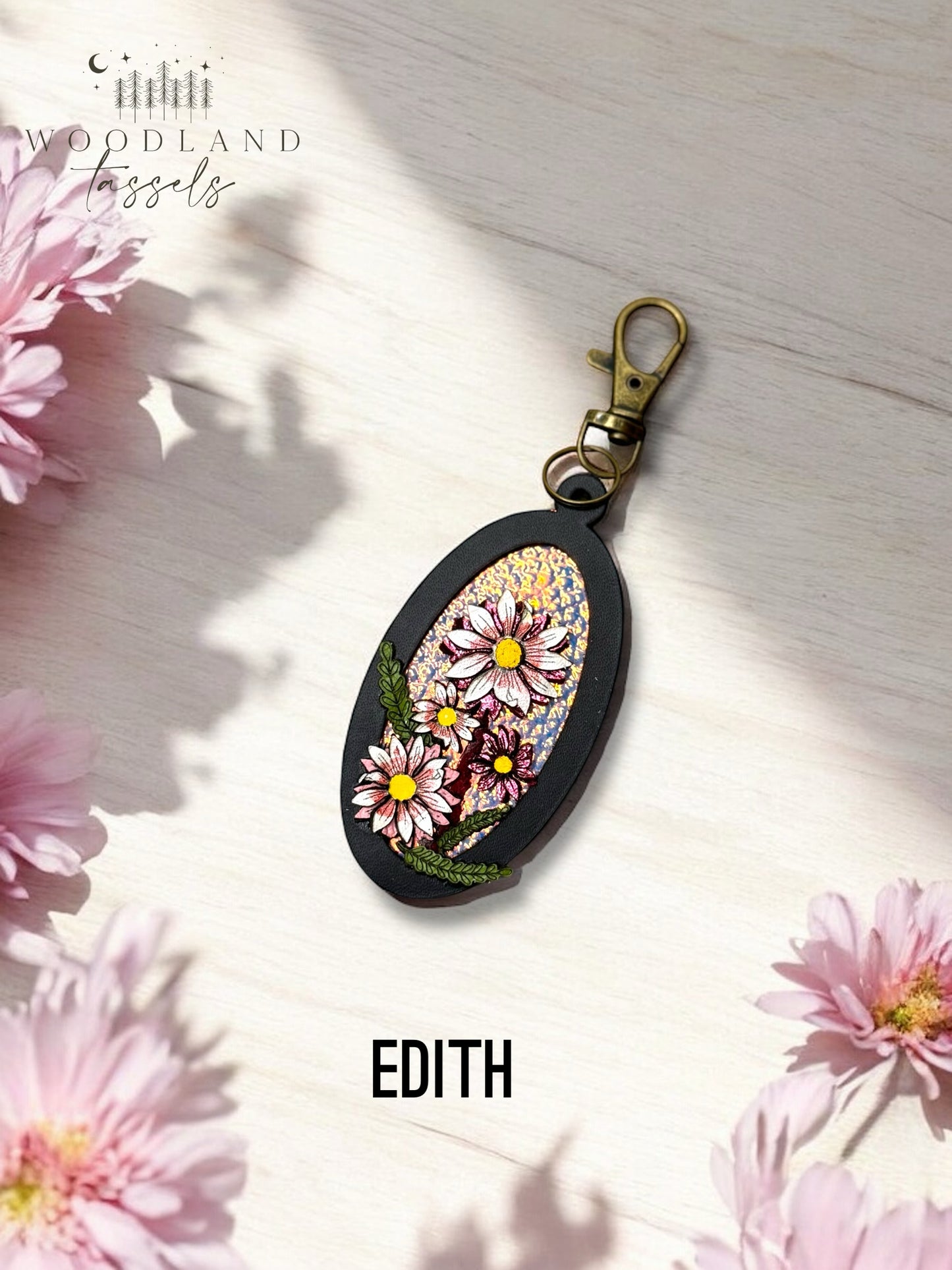 Daisy Cameo Purse Charm