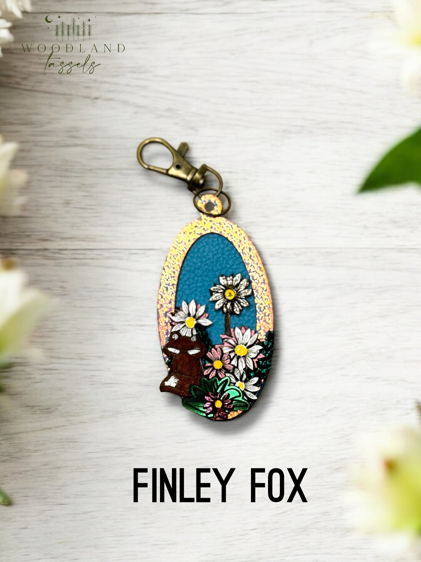 Daisy Cameo Purse Charm- Critter Edition